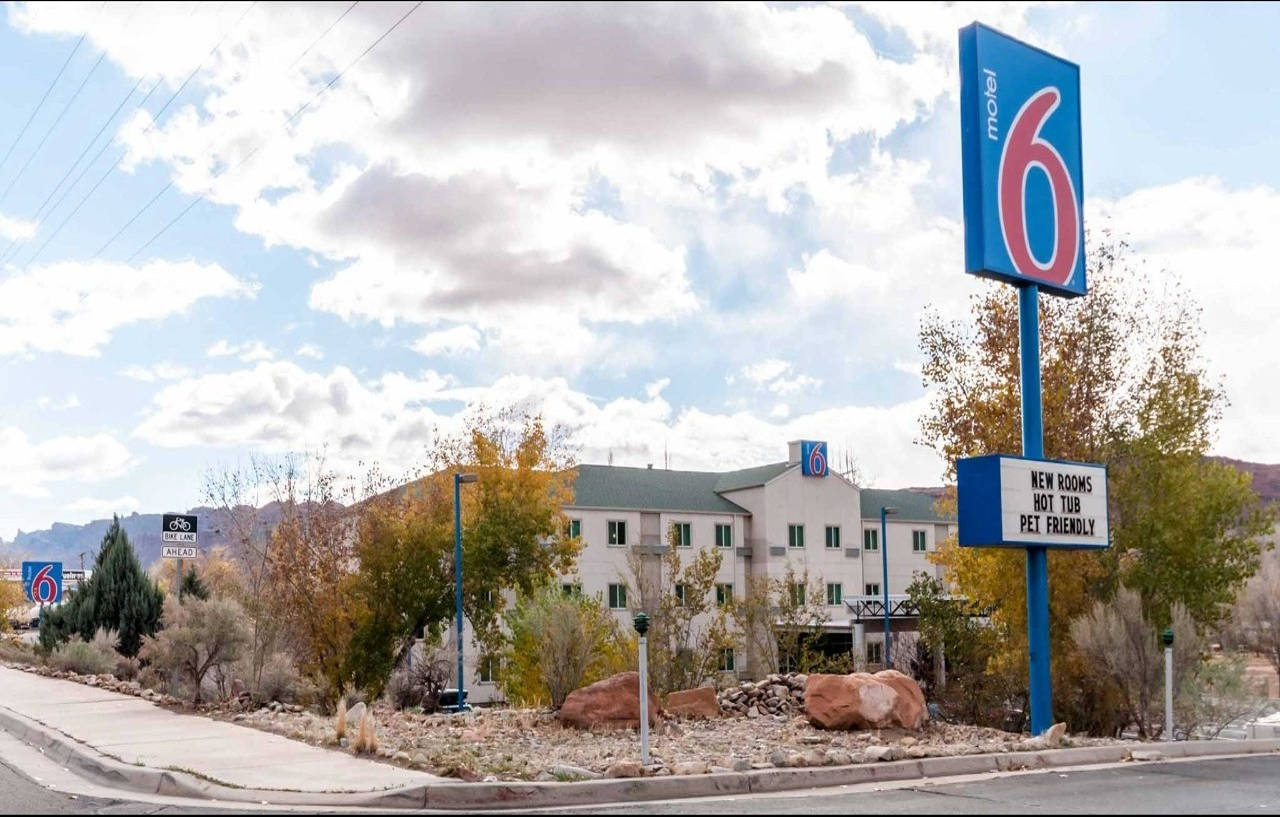 Wolfe'S Moab, Adult Only Hotel Zewnętrze zdjęcie